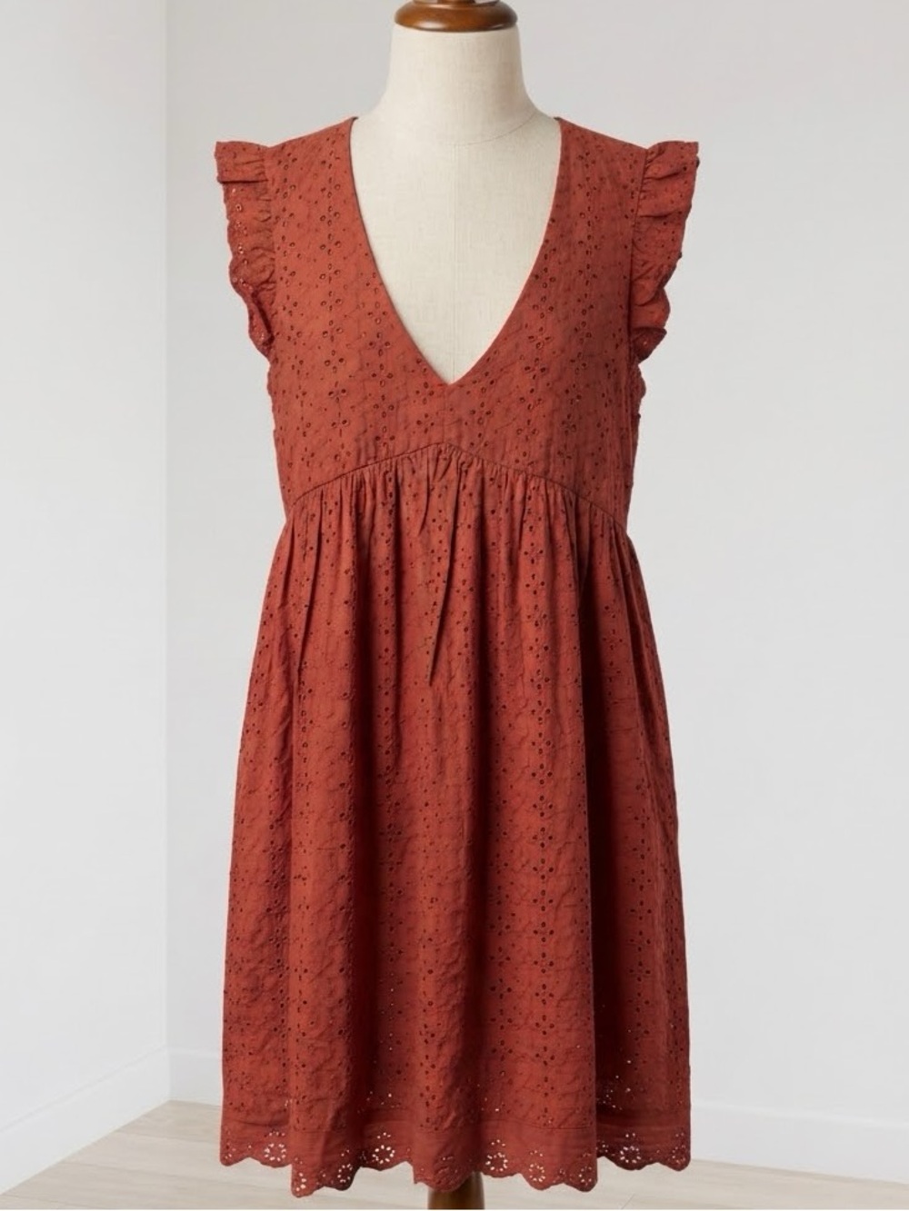 Knox Rose| Rust Red Boho Eyelet Lace Ruffle Sleeveless V-Neck Mini Dress Sz S